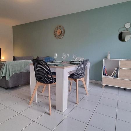 Beau T2 Bien Equipe Au Calme! ! Apartment Saint-Pierre-du-Mont  ภายนอก รูปภาพ